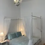 Center W18 Budapeste
